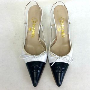 Chanel black/white logo cap toe sling backs 35/US5